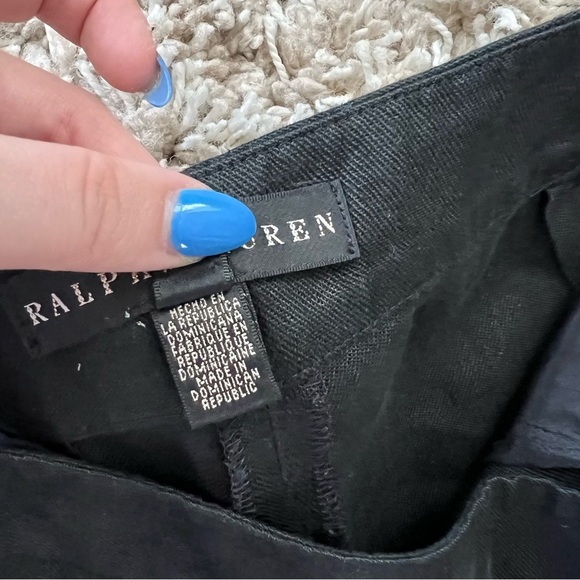 Ralph Lauren Black Label - Straight Leg Linen Black Pants w/ Button Detail - Picture 7 of 15